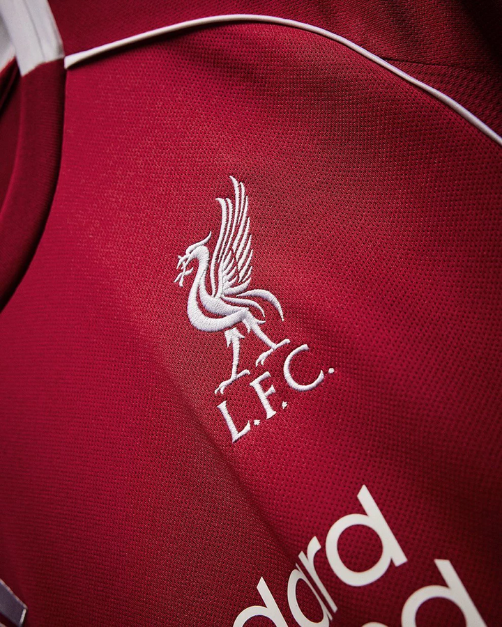 The Dribble Store Liverpool home jersey 2025-26 full sleeves red close up embroidered LFC crest and white piping